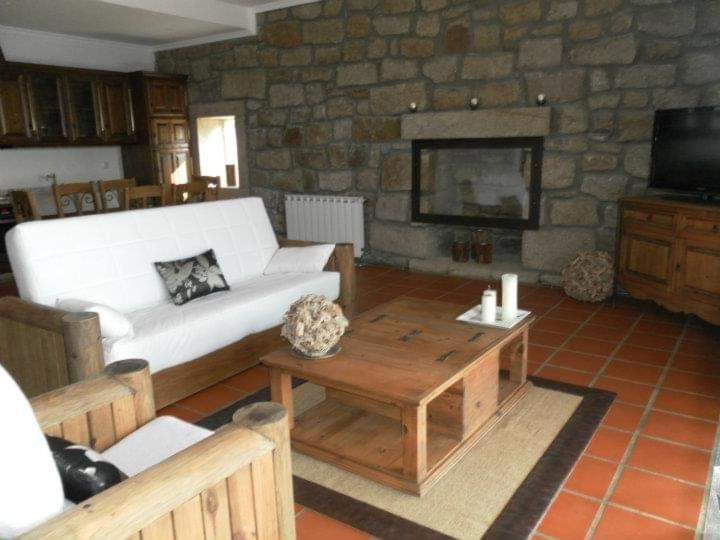 Montanhas Do Douro Villa Paredes da Beira Exterior photo